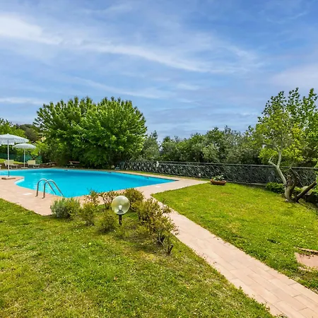 La Guardia Vecchia-2 By Interhome