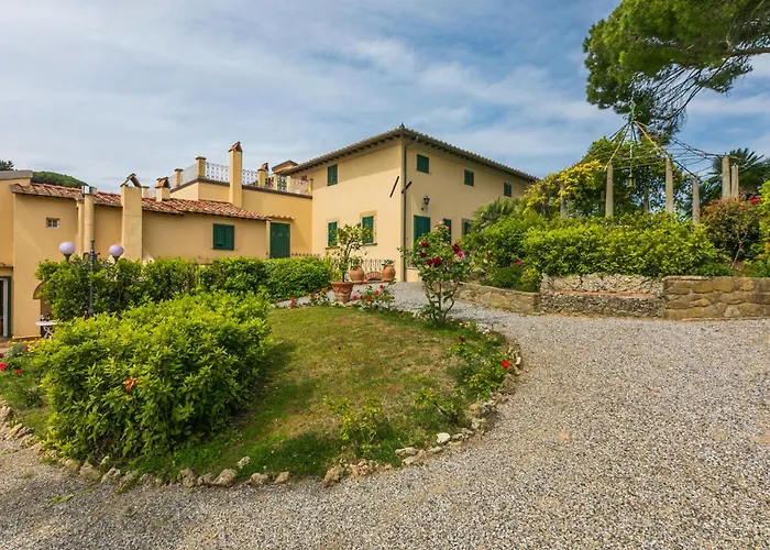 La Guardia Vecchia-2 By Interhome